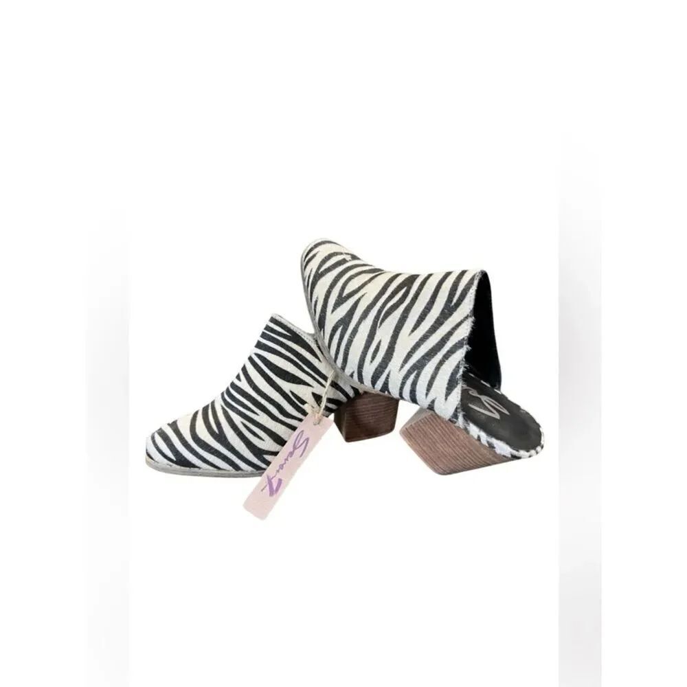 Seven7 Dandy Mule Faux zebra calf hair block sole Size 6